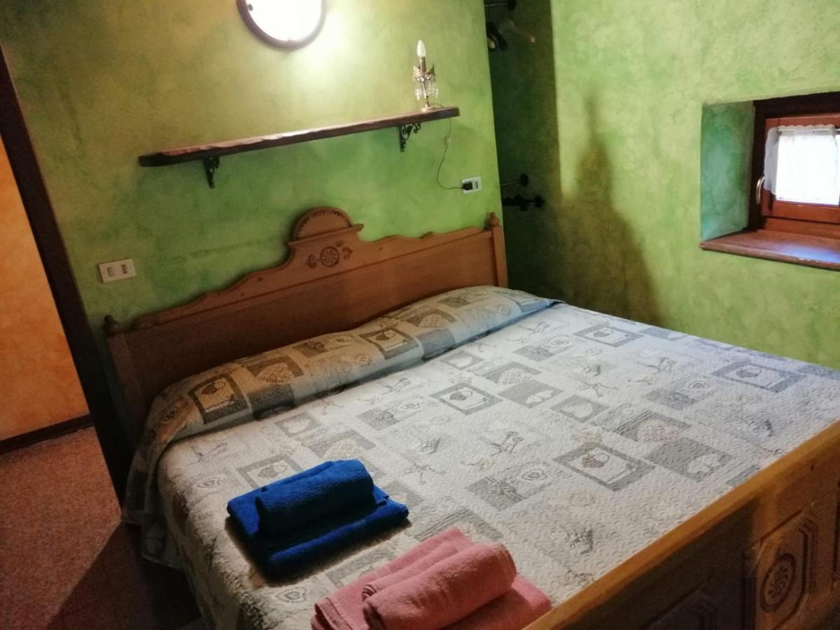 Casa Vacanze La Carbunera Villa Domodossola Dış mekan fotoğraf